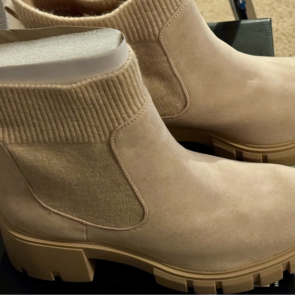 **Brand New Torrid Boots***